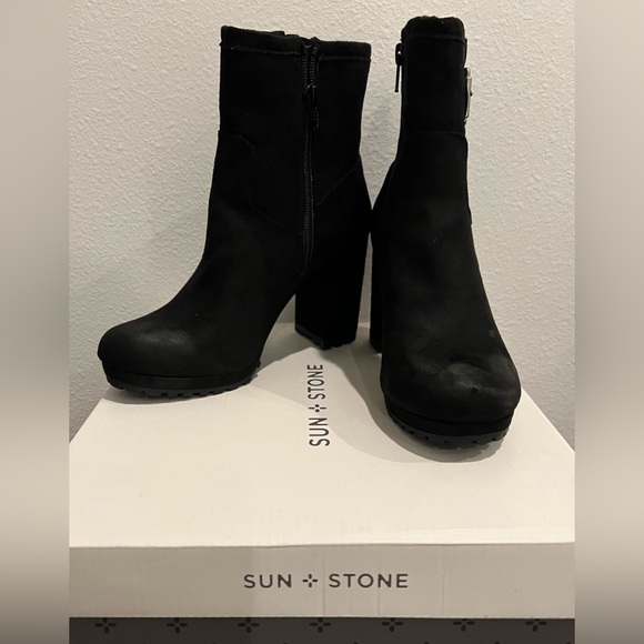 Sun+Stone Womens Veraa Microsuede Buckle Ankle Boots Size:US6.5 Color: Black - Picture 3 of 7